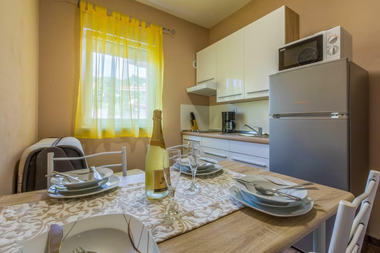 Apartmani Vesna Opric Exterior photo