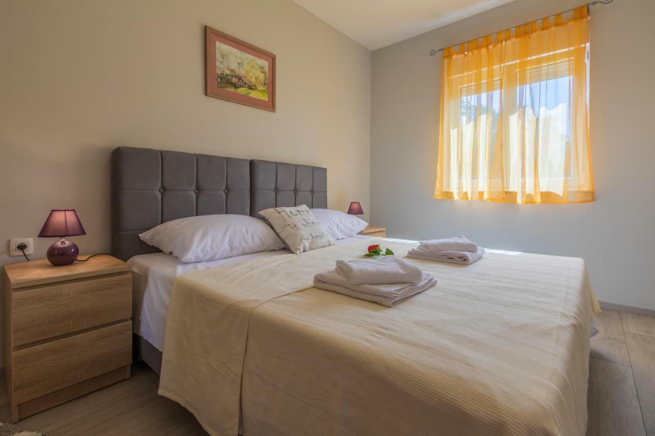 Apartmani Vesna Opric Exterior photo
